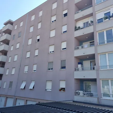 Apartment Rosa